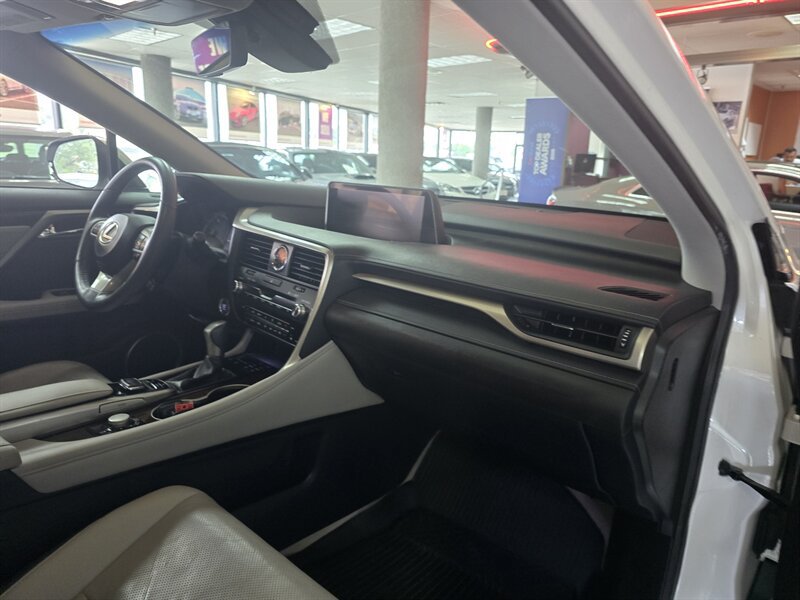 Used 2017 Lexus RX 350 AWD w/ Premium Package image 15