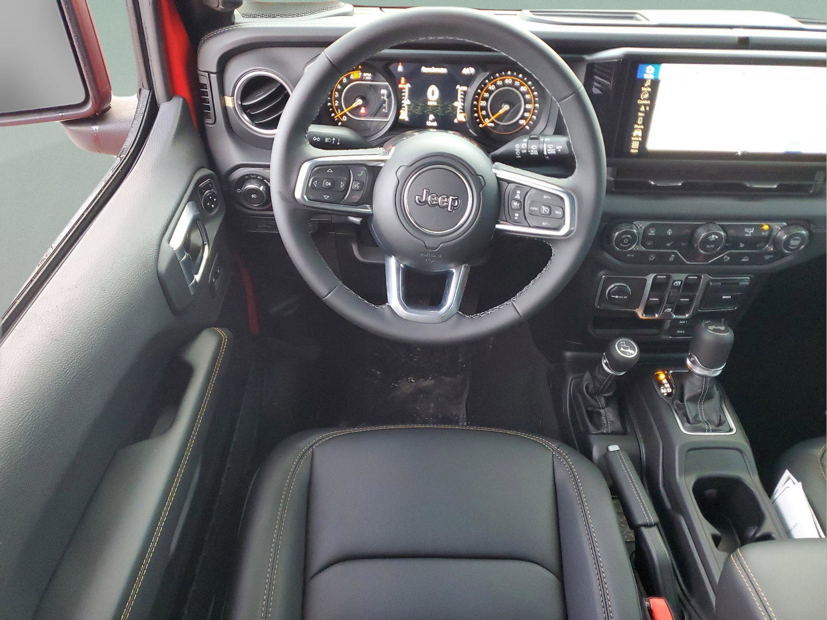 New 2026 Jeep Wrangler Unlimited Sahara AWD/4WD image 12