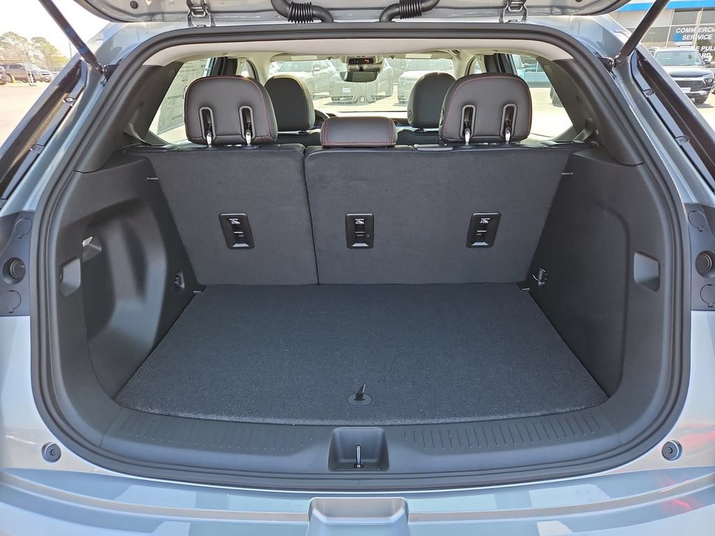 New 2027 Chevrolet Bolt RS w/ Technology Package FWD image 17