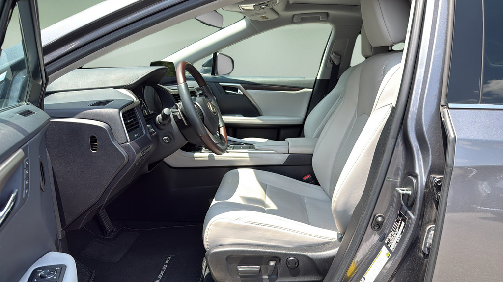 Certified 2022 Lexus RX 350 FWD w/ Premium Package image 11