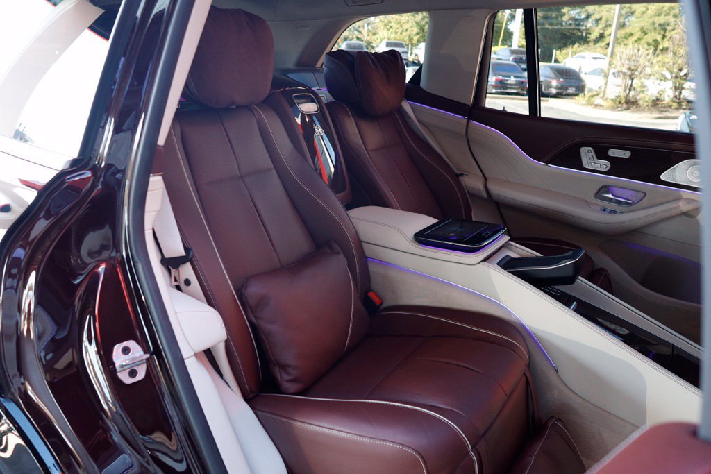 Used 2023 Mercedes-Benz Maybach GLS 600 4MATIC image 68