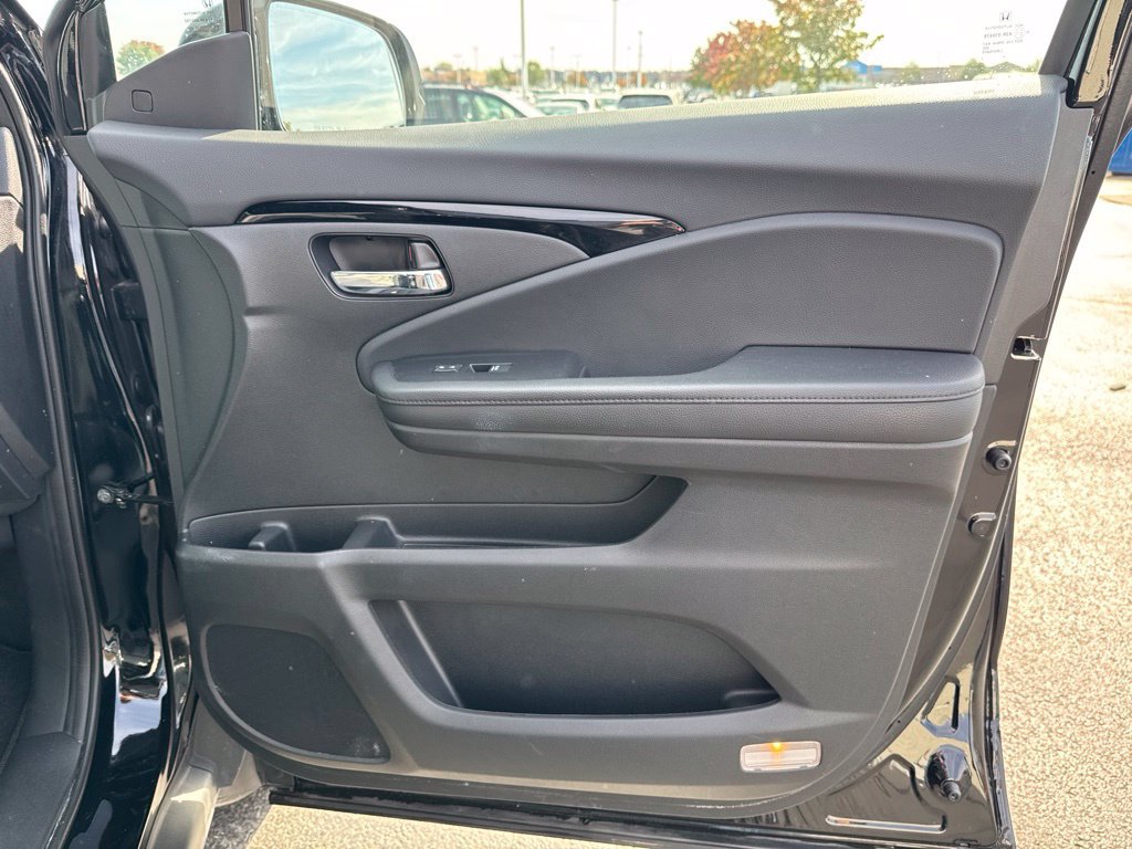 Certified 2019 Honda Passport Elite image 38
