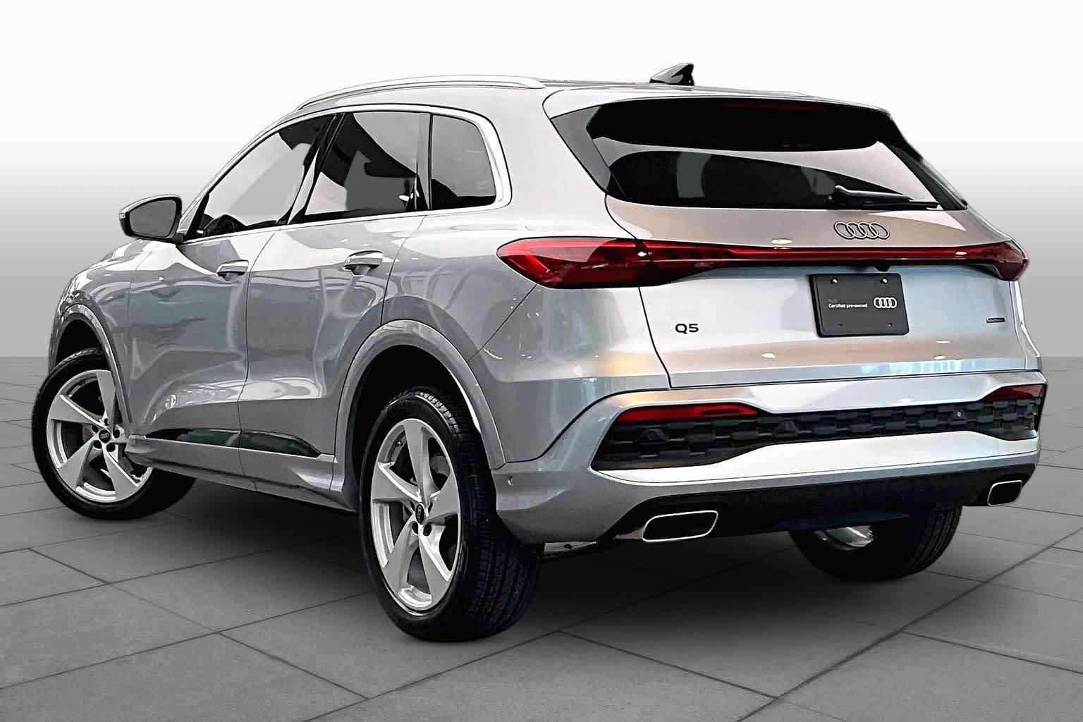 Certified 2025 Audi Q5 Premium AWD/4WD image 12