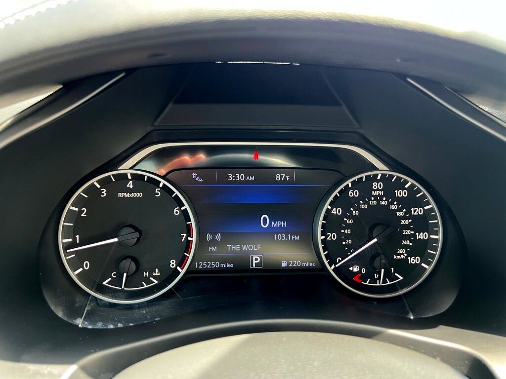 Used 2022 Nissan Murano SV image 14