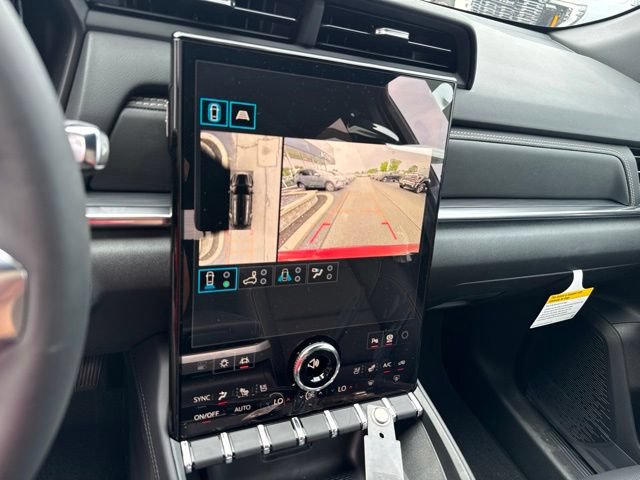 New 2027 GMC Terrain Elevation w/ Elevation Premium Package AWD/4WD image 15