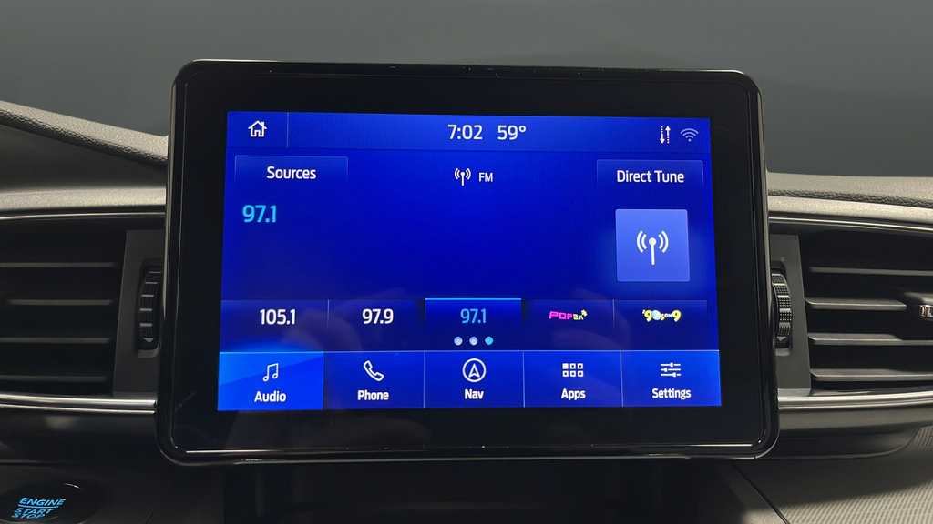 Used 2023 Ford Explorer XLT w/ Equipment Group 202A AWD/4WD image 32