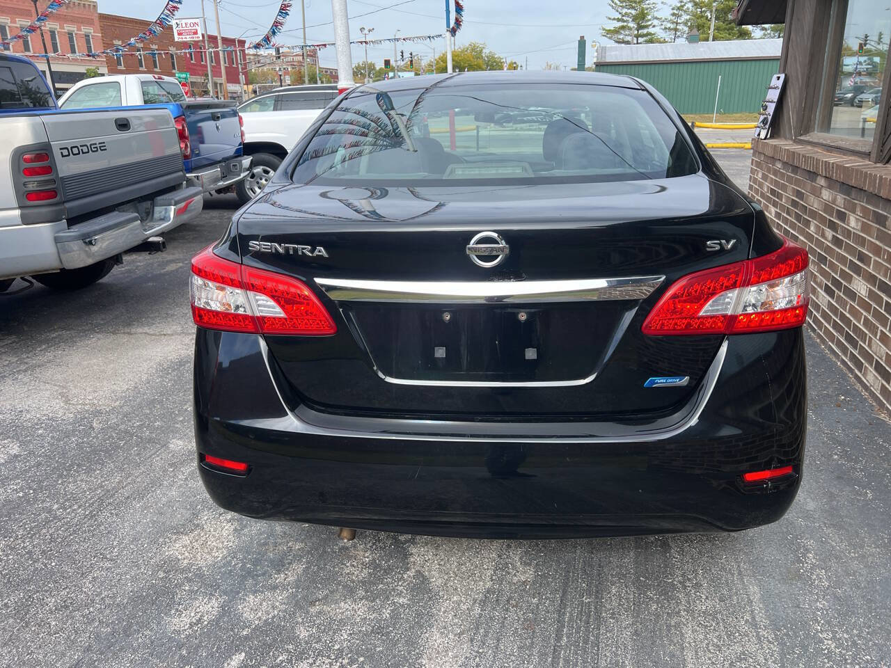 Used 2014 Nissan Sentra SV image 3