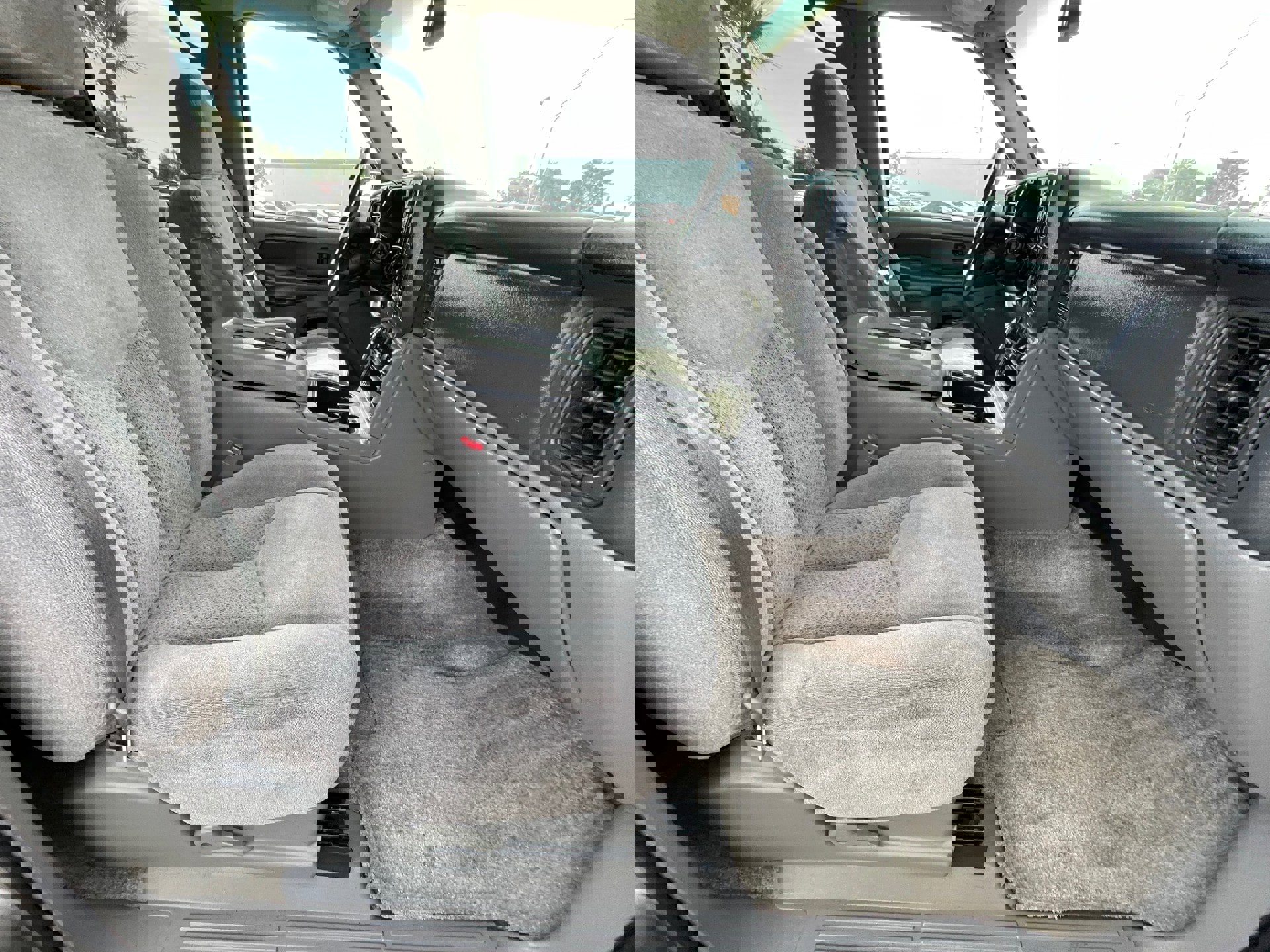 Used 2003 Chevrolet Suburban LS w/ LS Preferred Equipment Group image 23