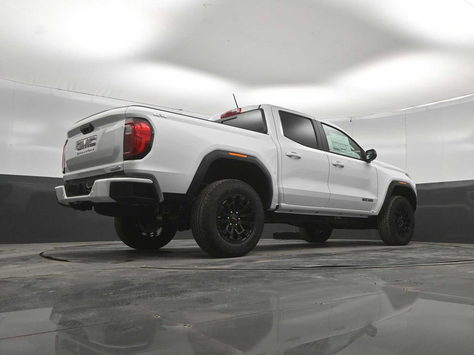 New 2026 GMC Canyon Elevation AWD/4WD image 40