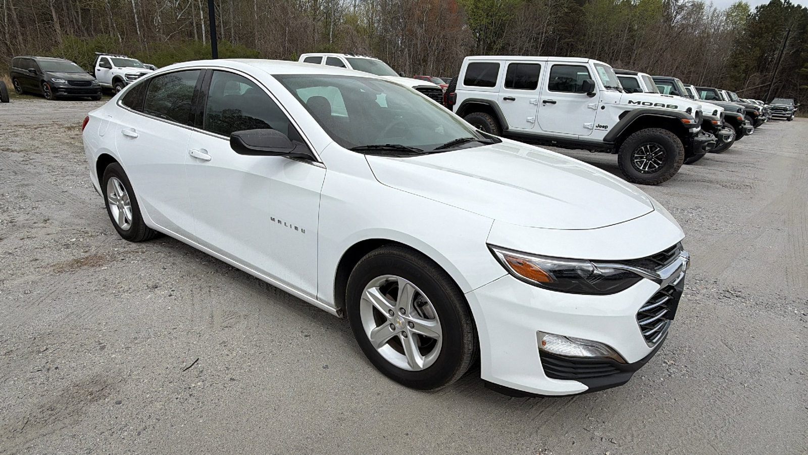 Used 2021 Chevrolet Malibu LS FWD image 5