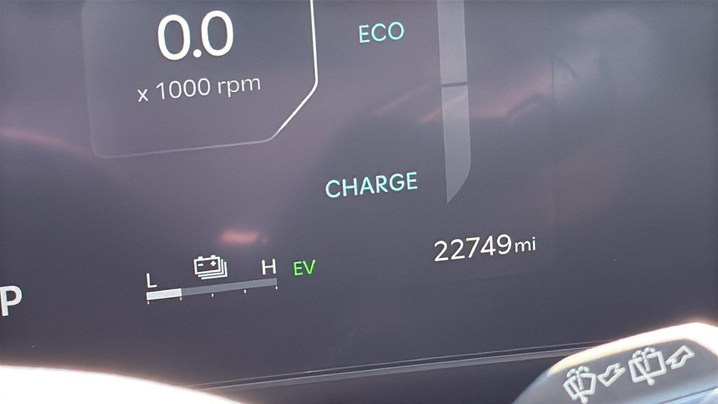 Used 2026 Kia Carnival SX w/ SX Dark Edition Package FWD image 19