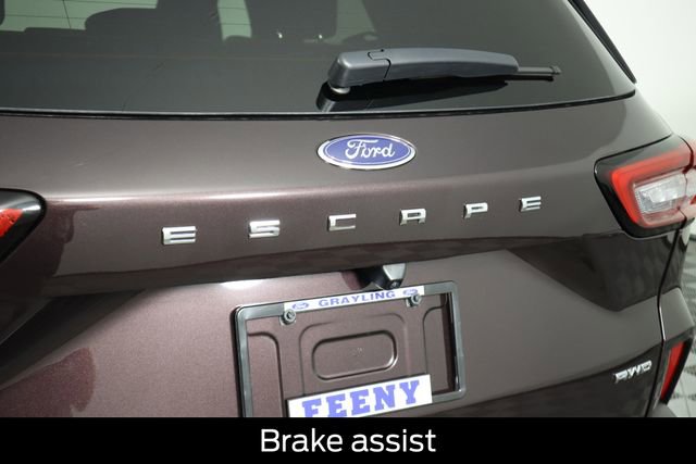Used 2023 Ford Escape Active w/ Tech Pack #2 AWD/4WD image 28
