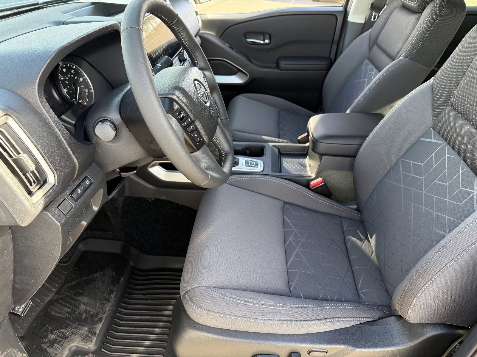 New 2026 Nissan Frontier SV w/ All-Weather Content Package AWD/4WD image 20