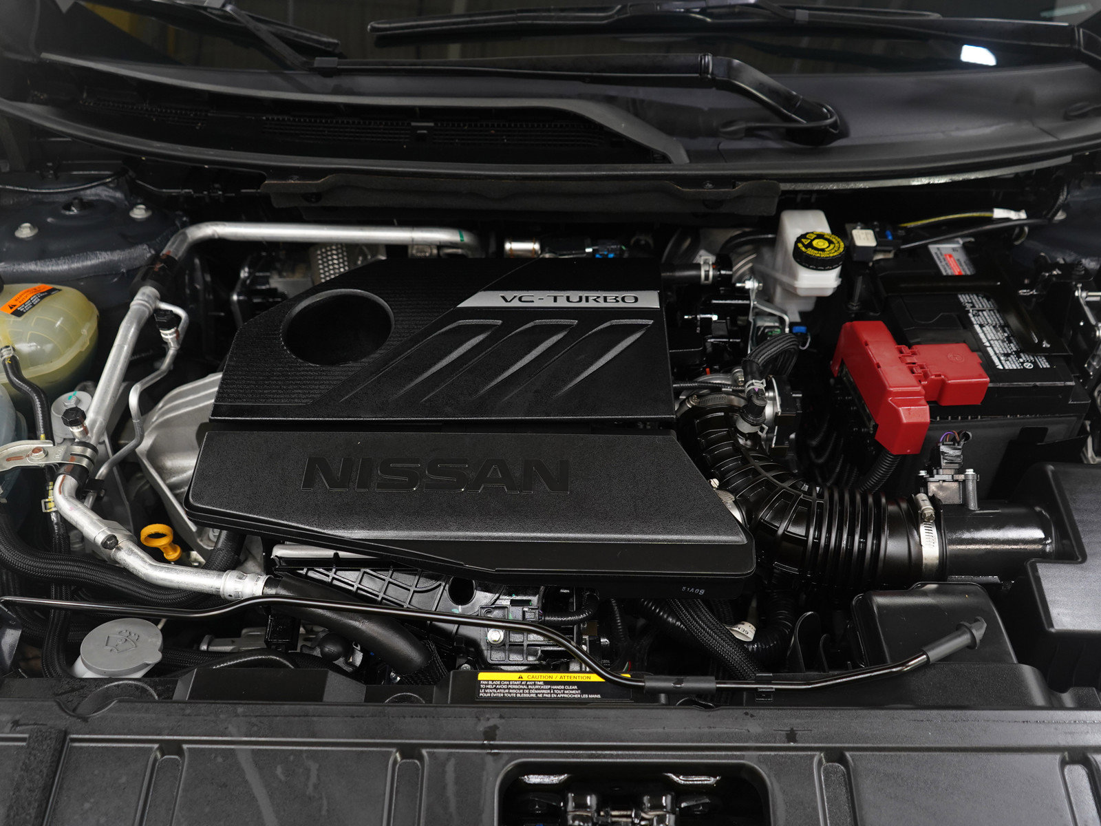 Used 2025 Nissan Rogue SV image 30