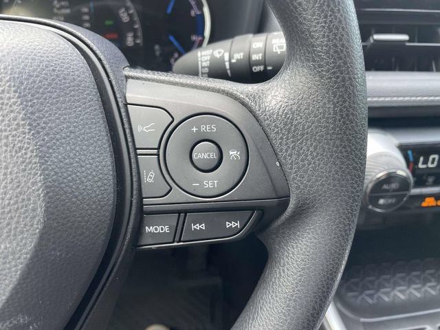 Used 2025 Toyota RAV4 XLE AWD/4WD image 23