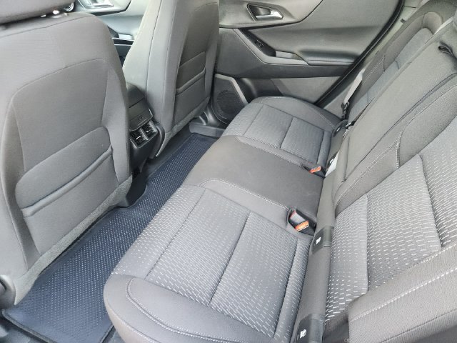 Used 2026 Chevrolet Equinox LT FWD image 31