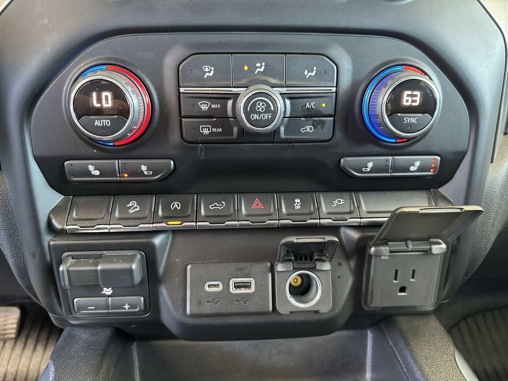 Certified 2020 Chevrolet Silverado 1500 RST AWD/4WD image 17