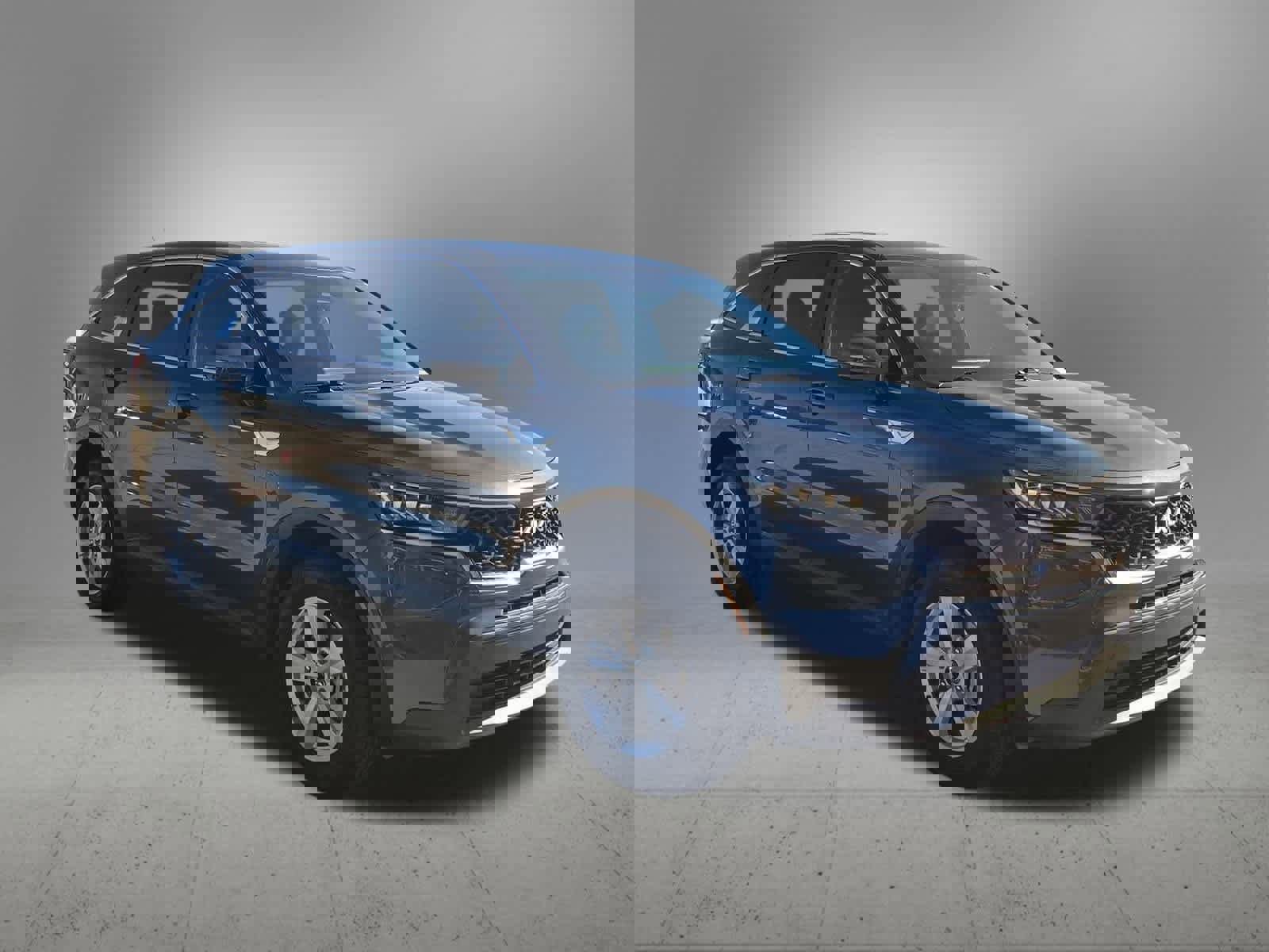 Used 2023 Kia Sorento LX image 8