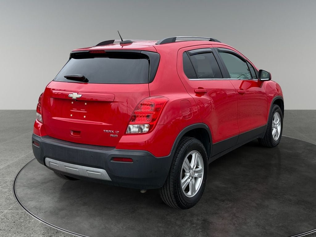 Used 2015 Chevrolet Trax LT w/ LT Sun and Sound Package AWD/4WD image 9