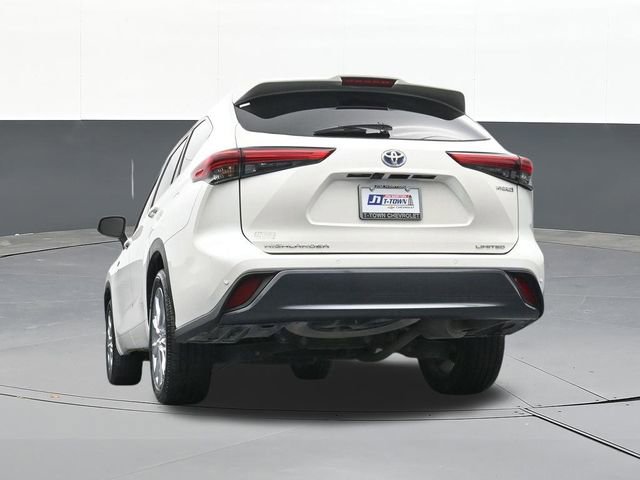 Used 2020 Toyota Highlander Limited FWD image 52