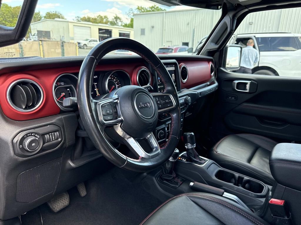 Used 2020 Jeep Wrangler Unlimited Rubicon AWD/4WD image 32