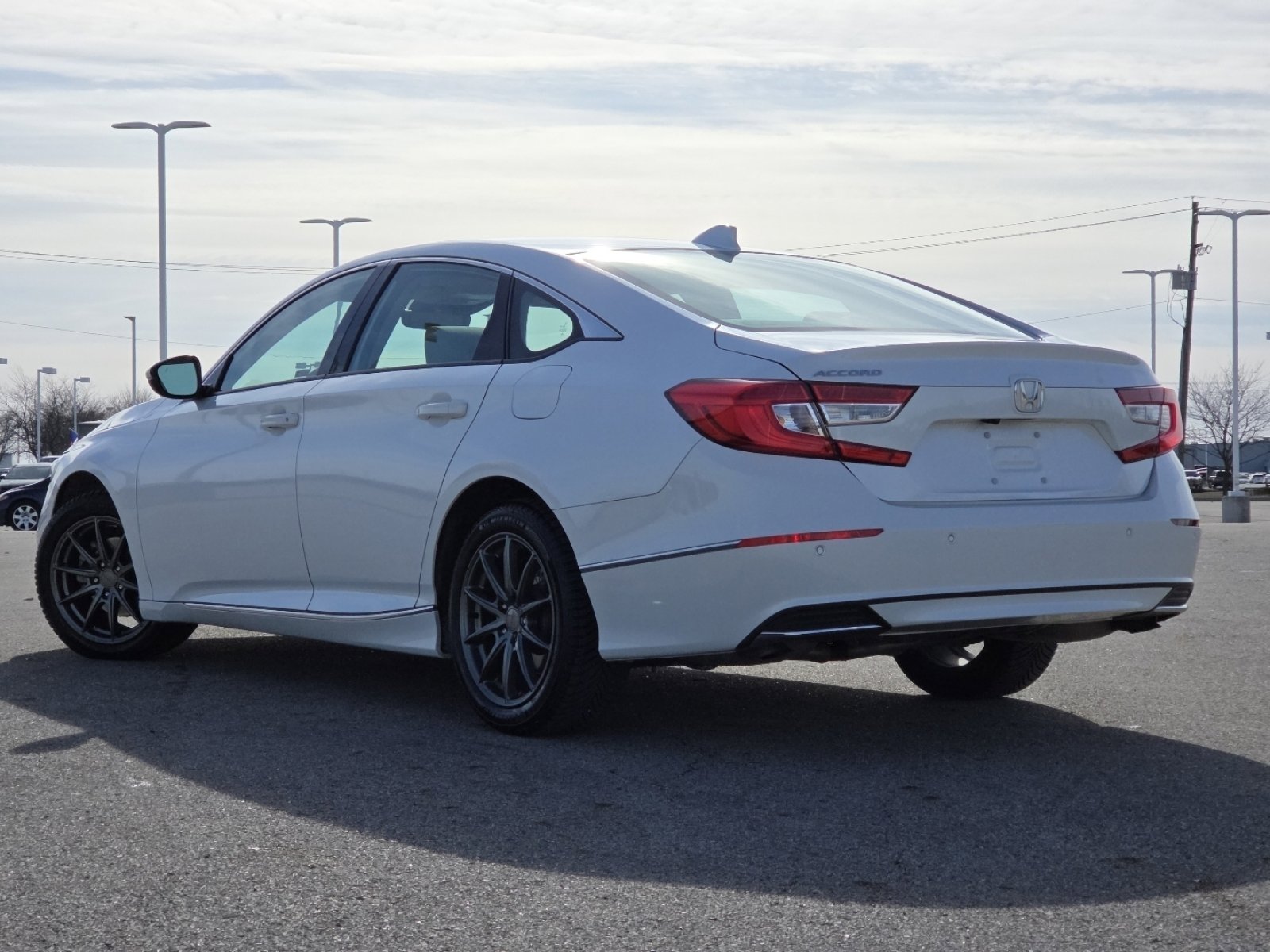 Used 2022 Honda Accord EX-L image 16