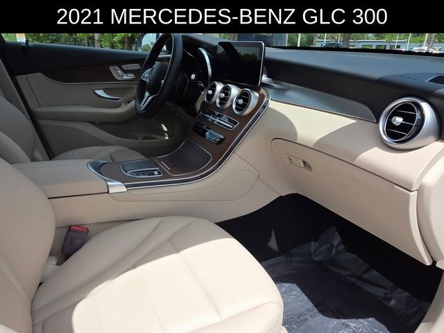 Used 2021 Mercedes-Benz GLC 300 image 9