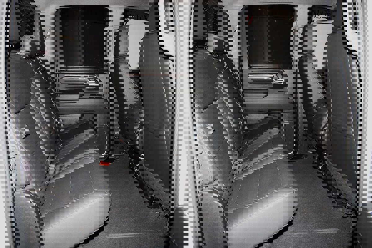 Used 2024 Chevrolet Silverado 2500 LTZ image 68