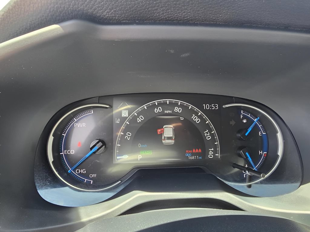 Used 2025 Toyota RAV4 LE AWD/4WD image 16