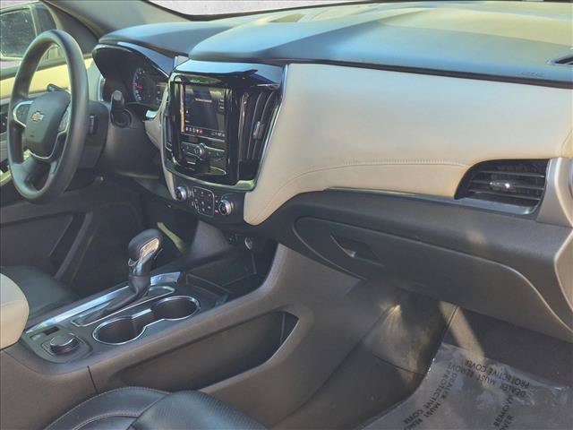 Used 2022 Chevrolet Traverse LS FWD image 21