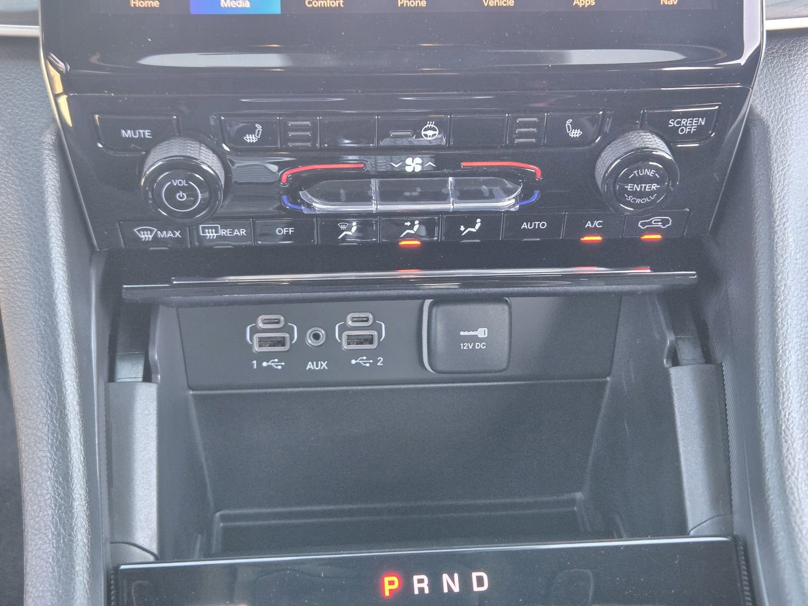 New 2025 Jeep Grand Cherokee Limited w/ Black Appearance Package image 15