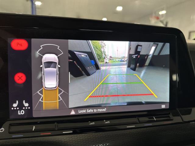 Certified 2024 Volkswagen GTI SE image 29