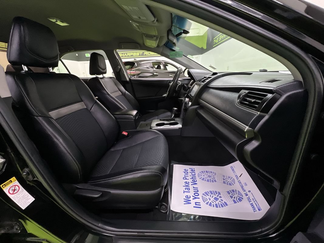 Used 2014 Toyota Camry SE FWD image 28