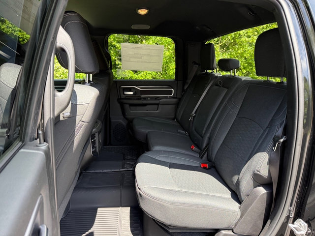 New 2026 RAM 2500 Big Horn AWD/4WD image 17