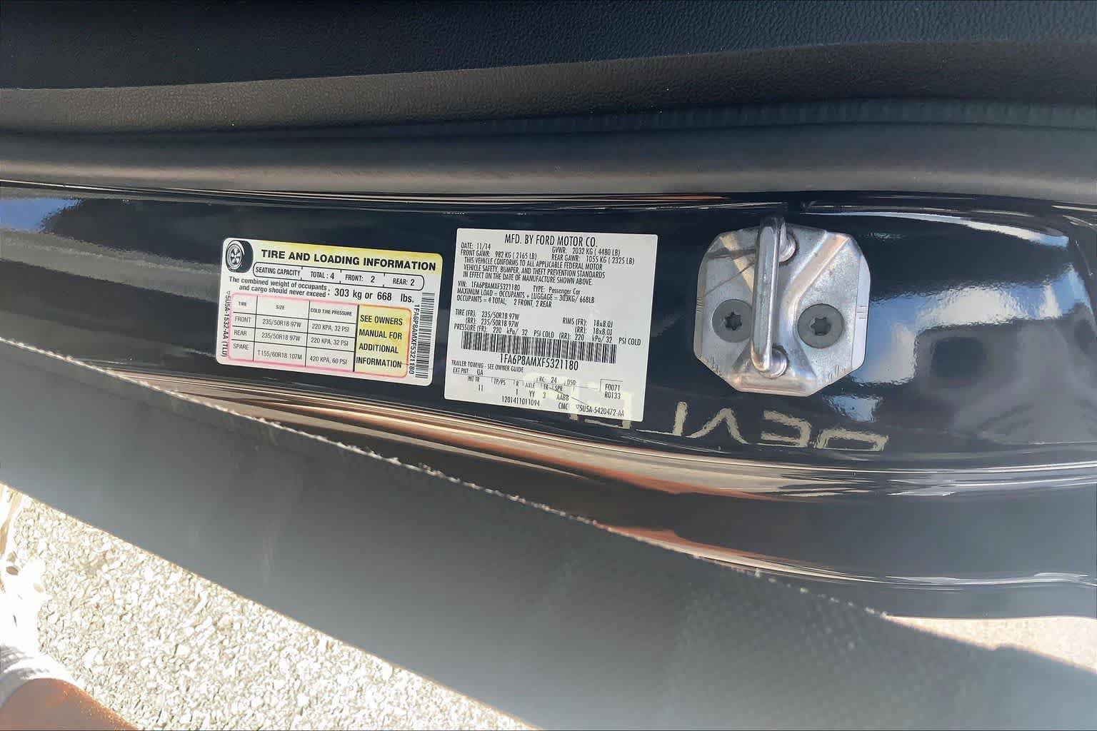 Used 2015 Ford Mustang Coupe w/ Equipment Group 051A RWD image 31