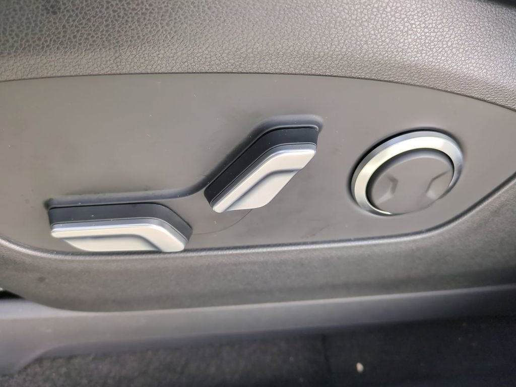 New 2026 Hyundai Ioniq 9 SEL image 23