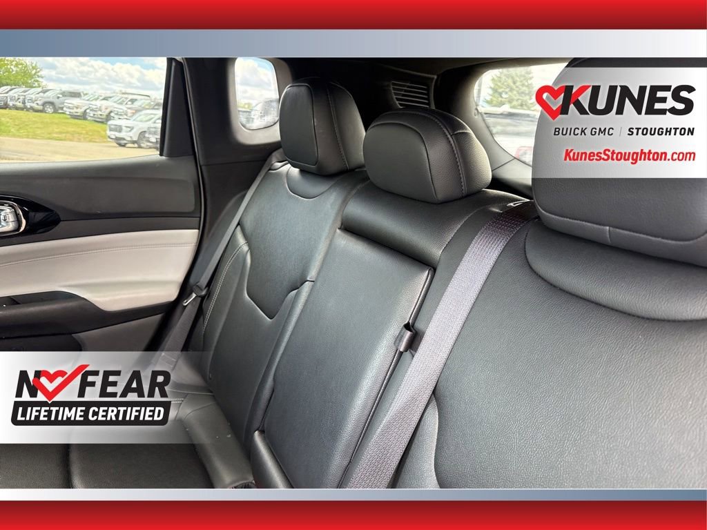 Used 2025 Jeep Compass Limited AWD/4WD image 40