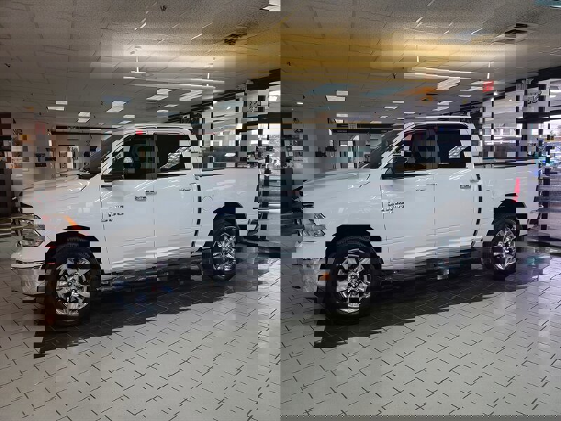 Used 2016 RAM 1500 Classic SLT w/ Trailer & Traction Group image 1