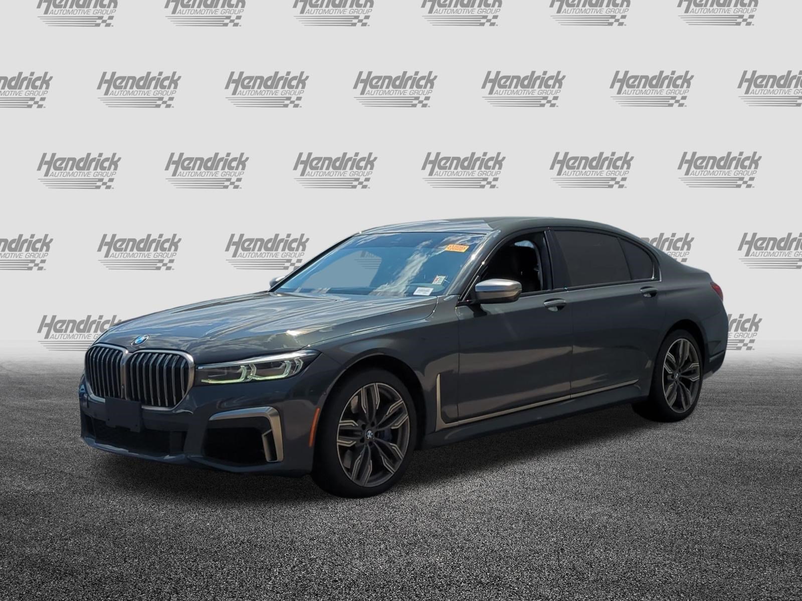Used 2022 BMW M760i xDrive AWD/4WD image 5