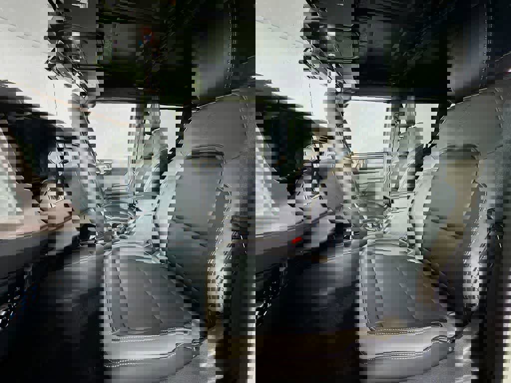 New 2025 Ford Bronco Outer Banks image 12