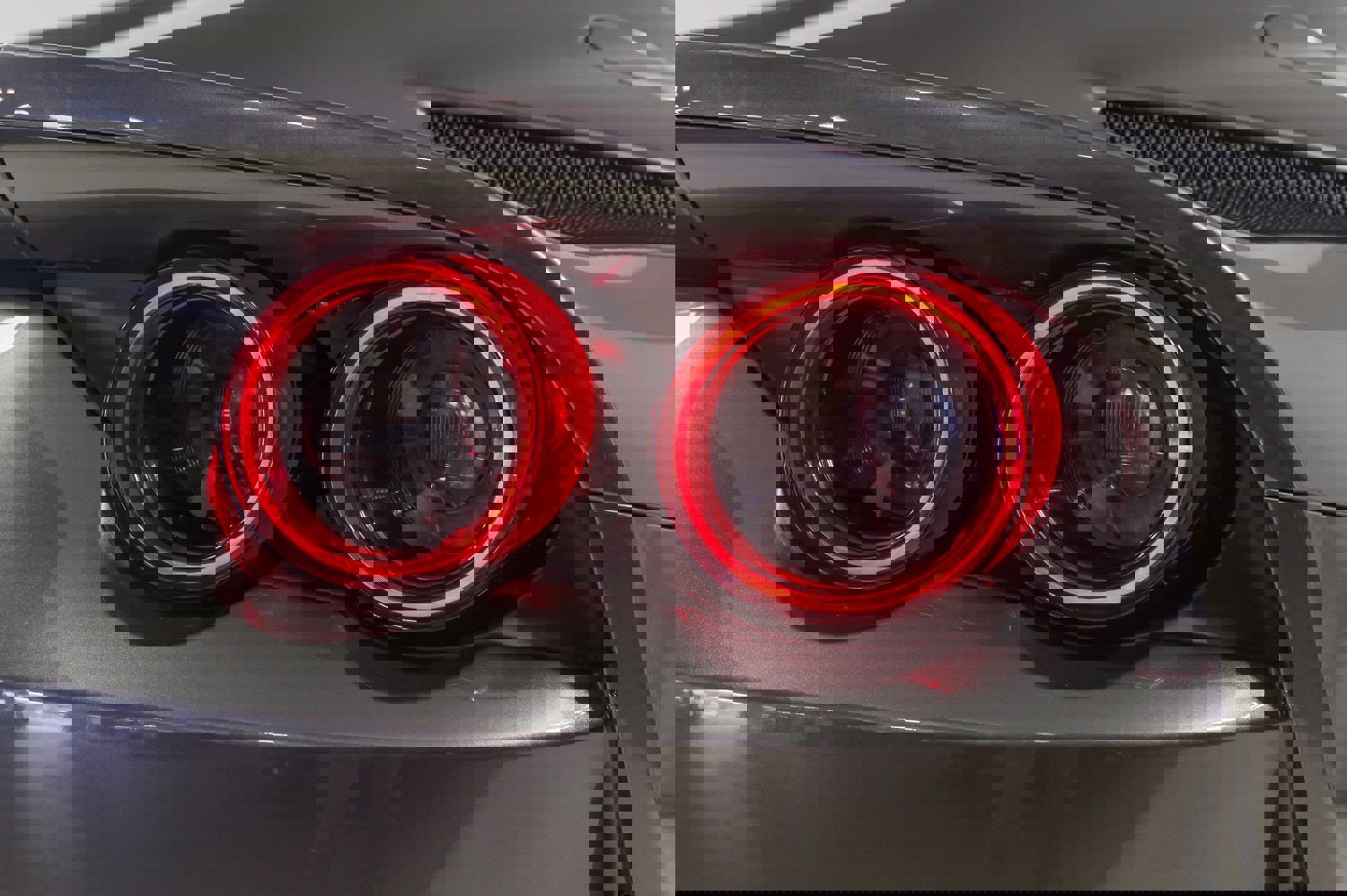 Used 2020 Ferrari 812 Superfast image 38