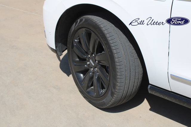 Used 2024 Lincoln Navigator Black Label AWD/4WD image 9