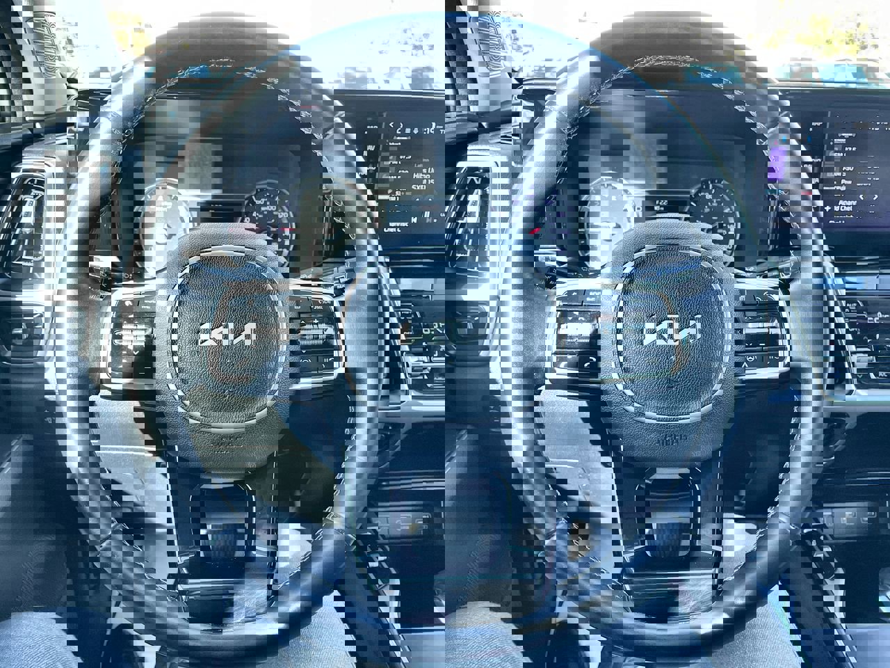 Certified 2022 Kia Sorento S image 17