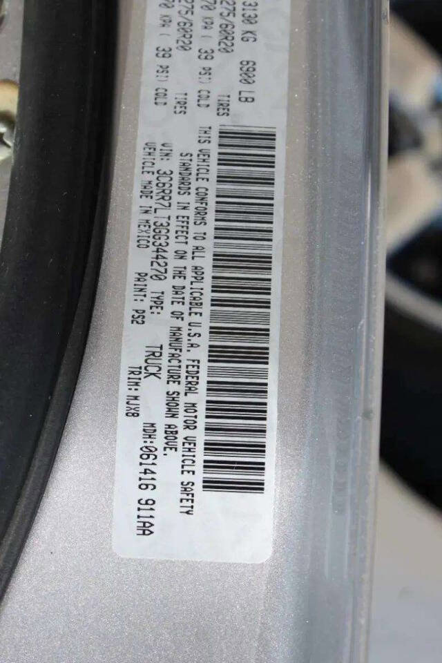 Used 2016 RAM 1500 Big Horn image 24