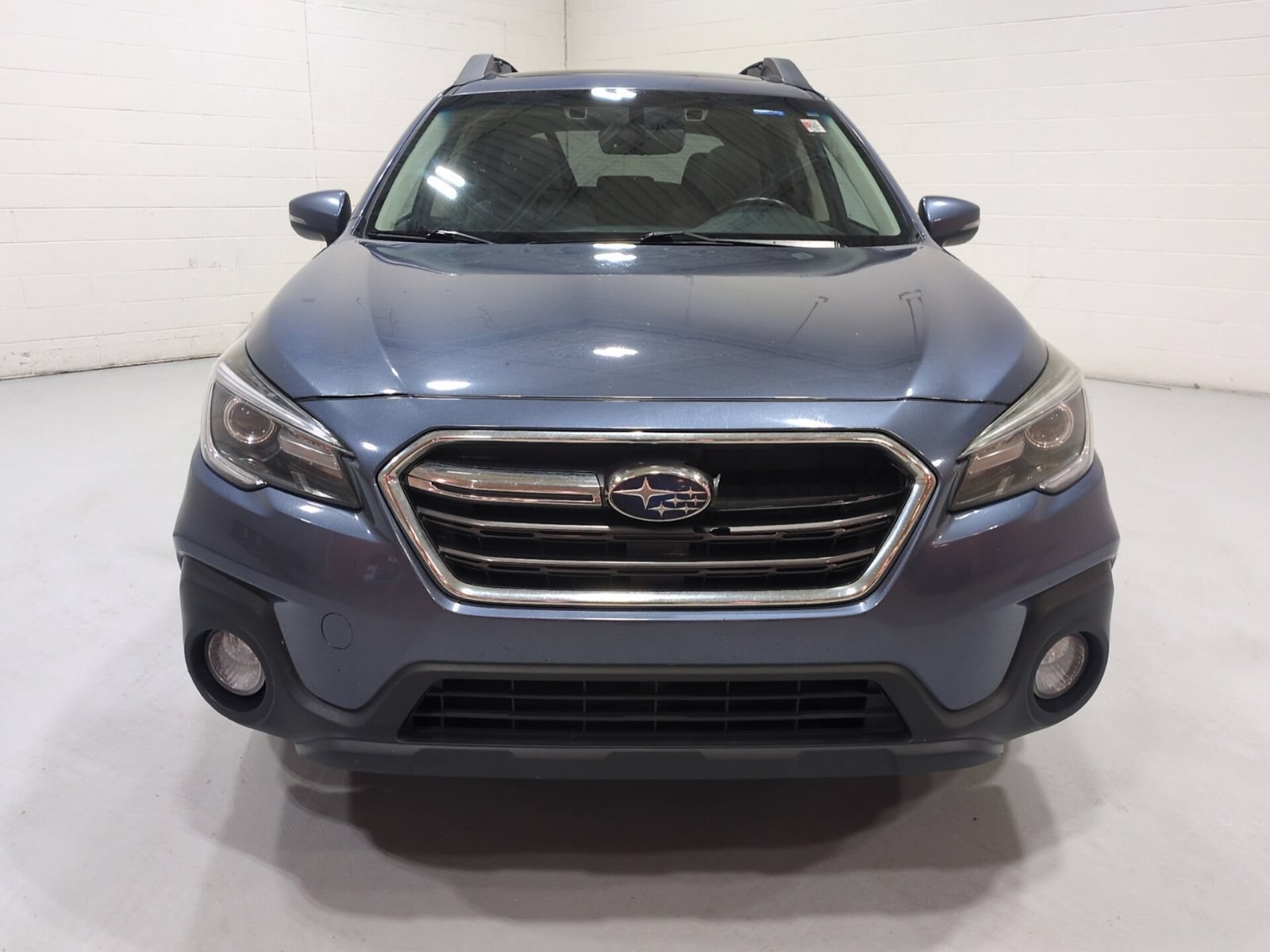 Used 2018 Subaru Outback 2.5i Limited AWD/4WD image 8