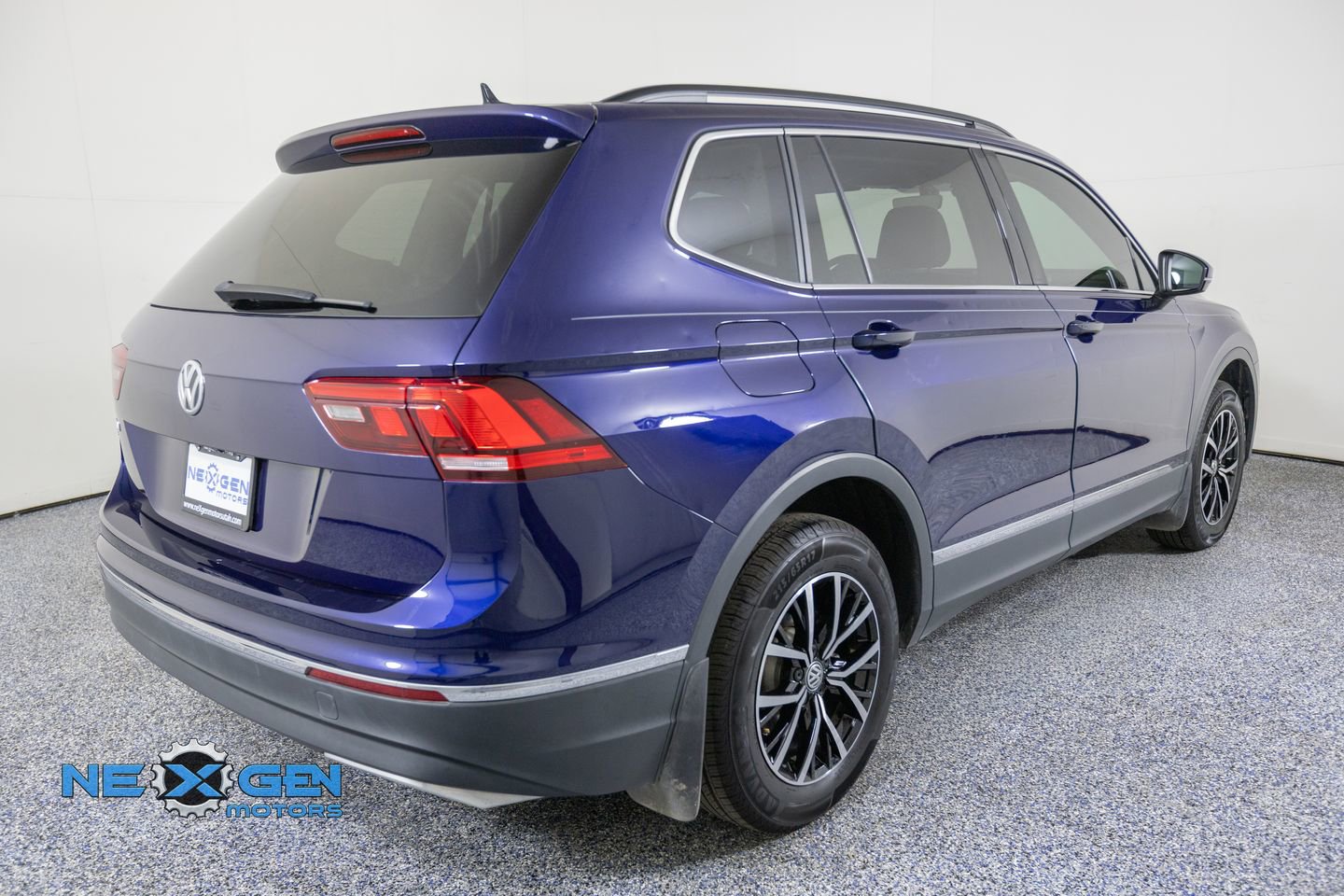 Used 2021 Volkswagen Tiguan SE FWD image 7