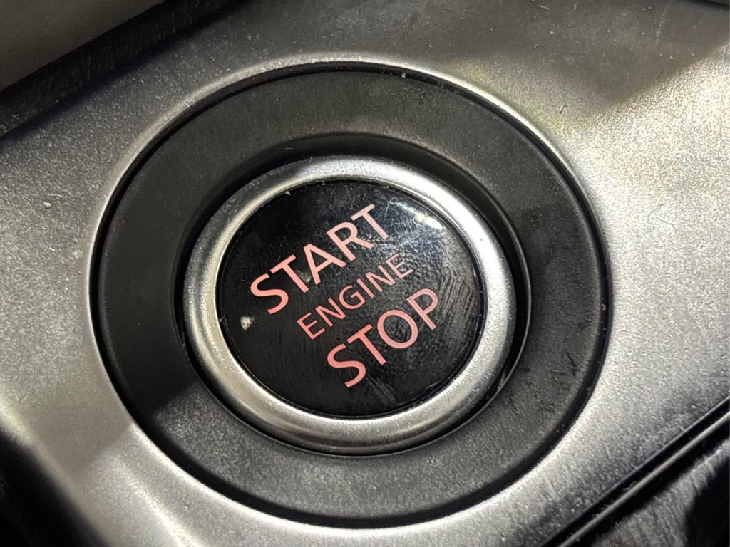 Used 2025 Nissan Sentra SV image 28