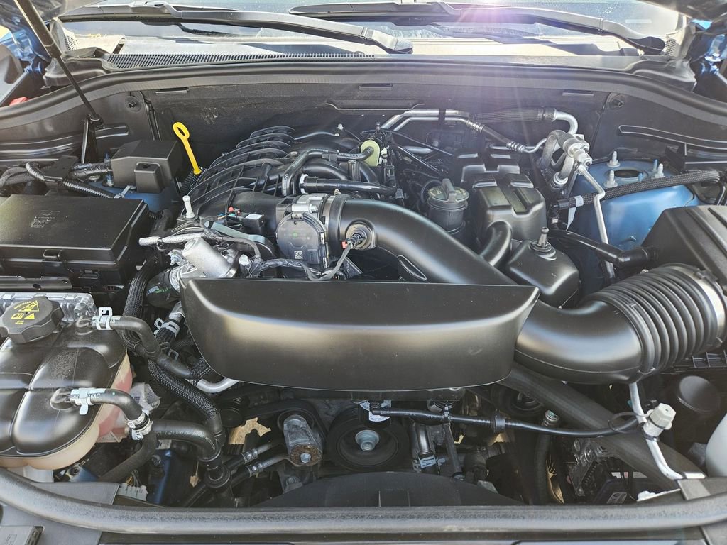 Used 2025 Dodge Durango GT AWD/4WD image 24