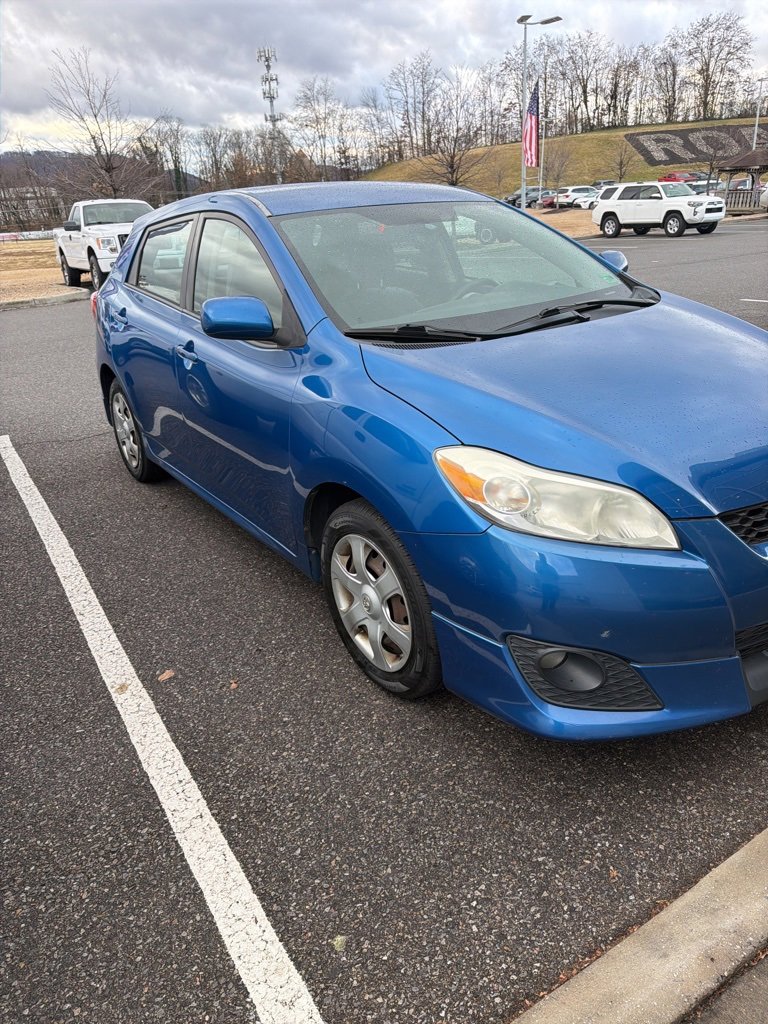 Used 2009 Toyota Matrix S image 1