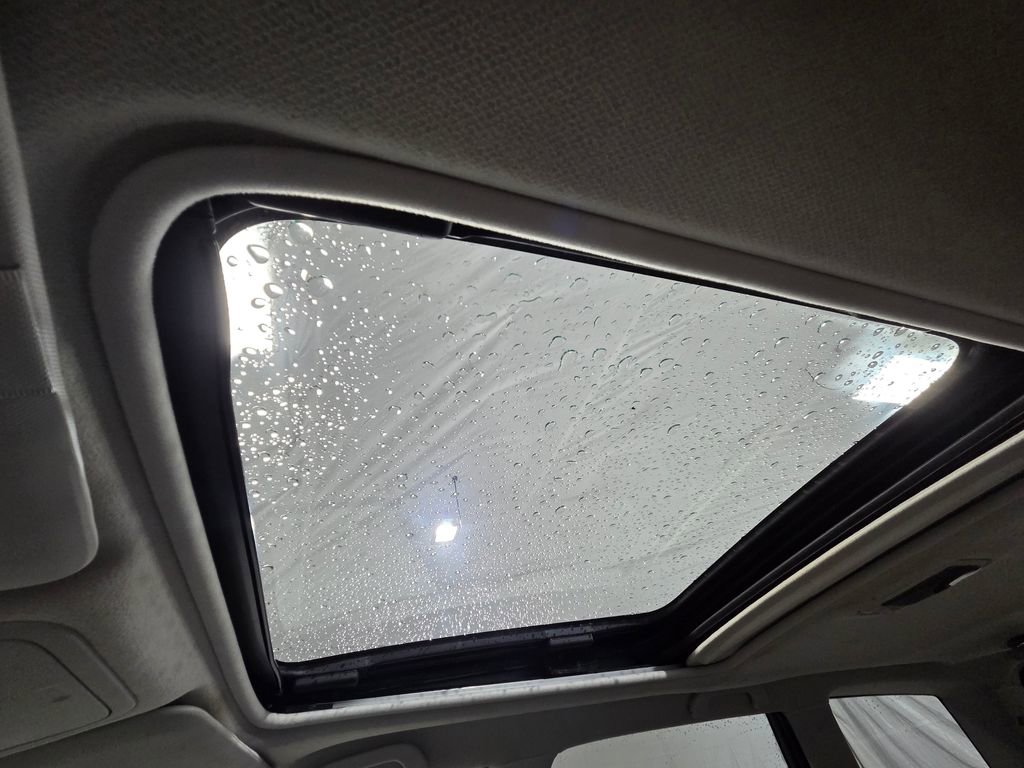 Used 2010 Subaru Forester 2.5X Premium image 10